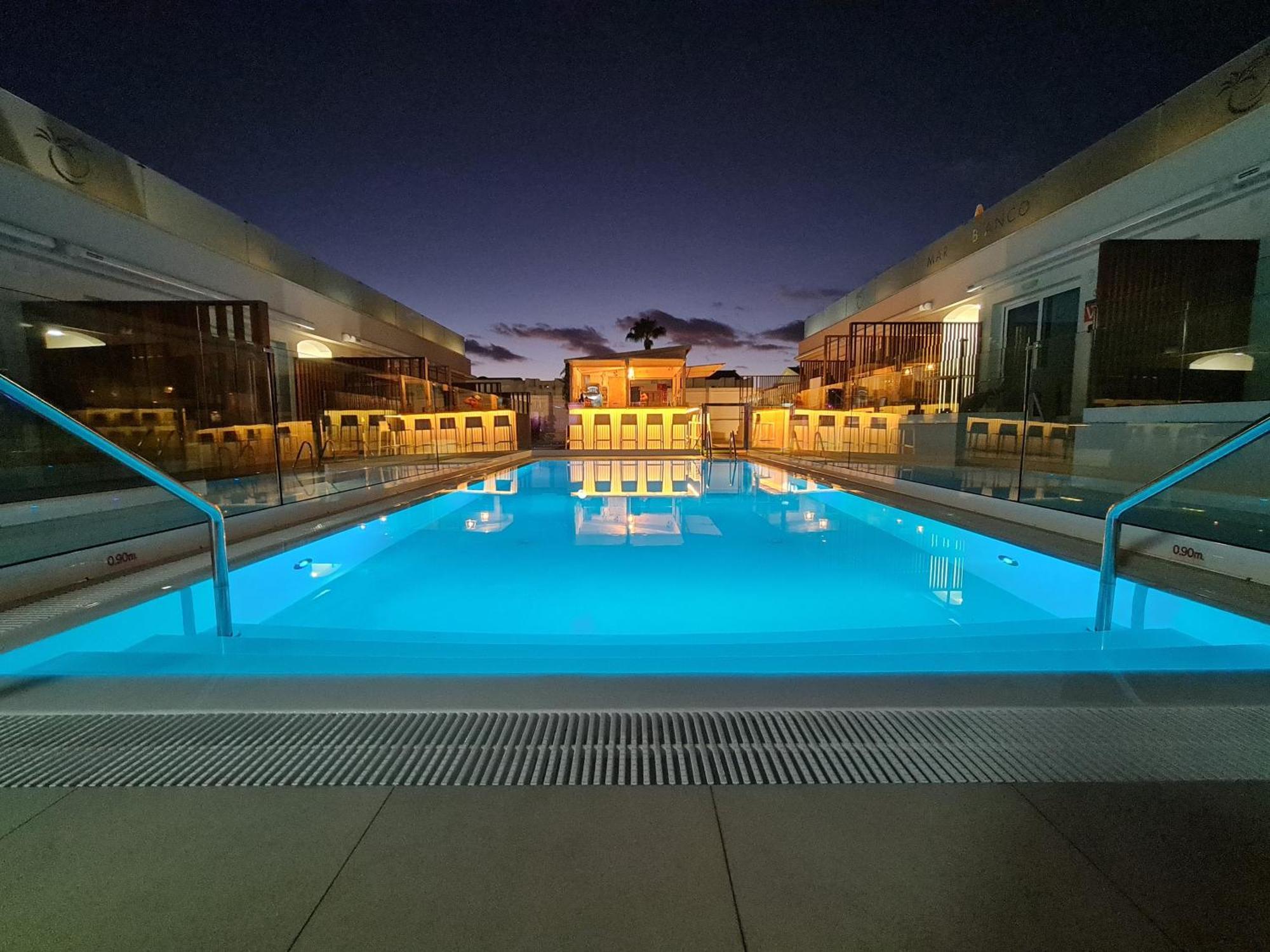 Aparthotel Mar Bianco - Gay Men Only Maspalomas  Exteriér fotografie